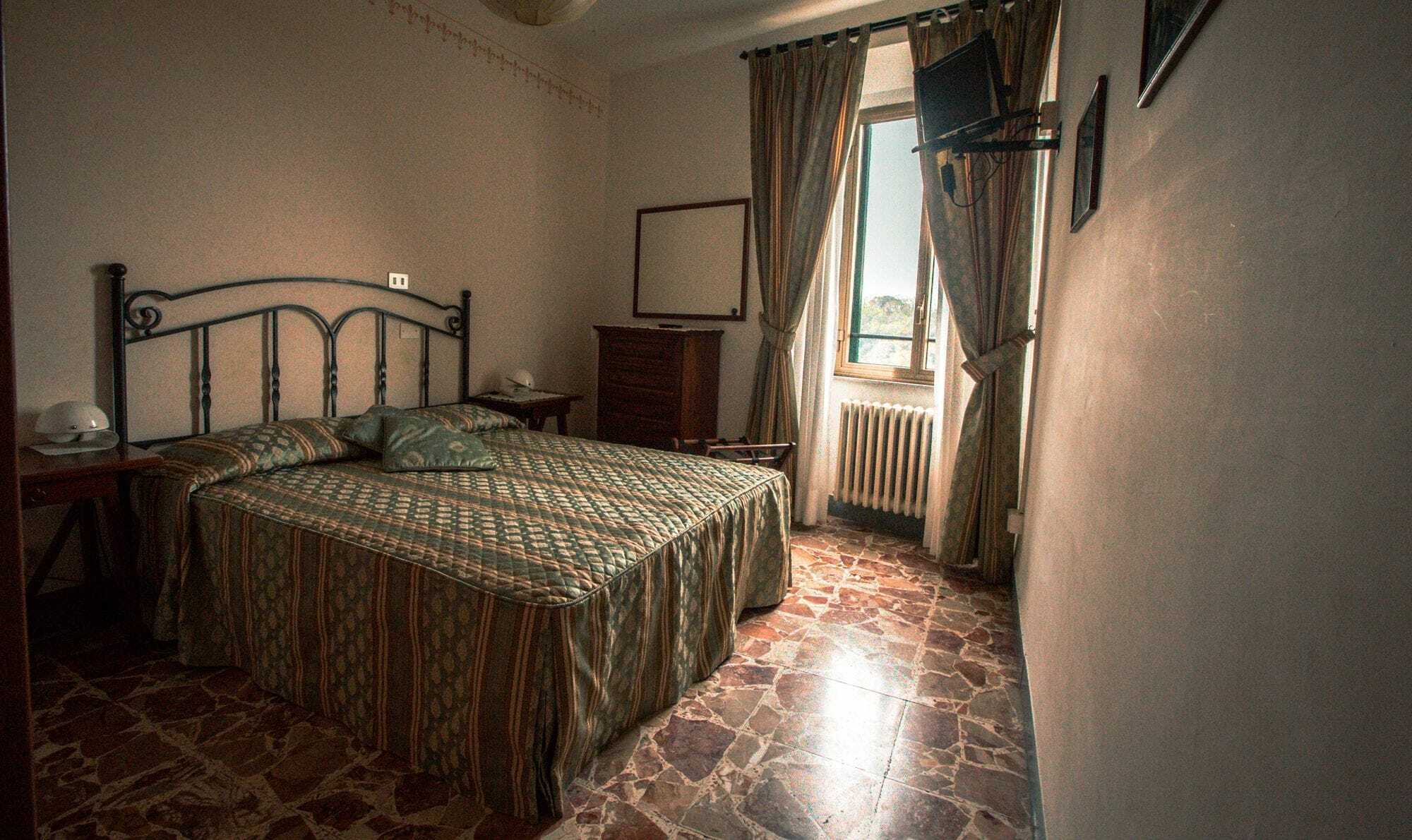 Albergo Guastini Pitigliano Exterior photo